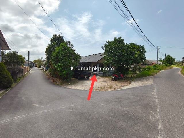 Rumah 3 KT di Parit Lalang — Bangunan 227 m², Siap Huni — foto 3