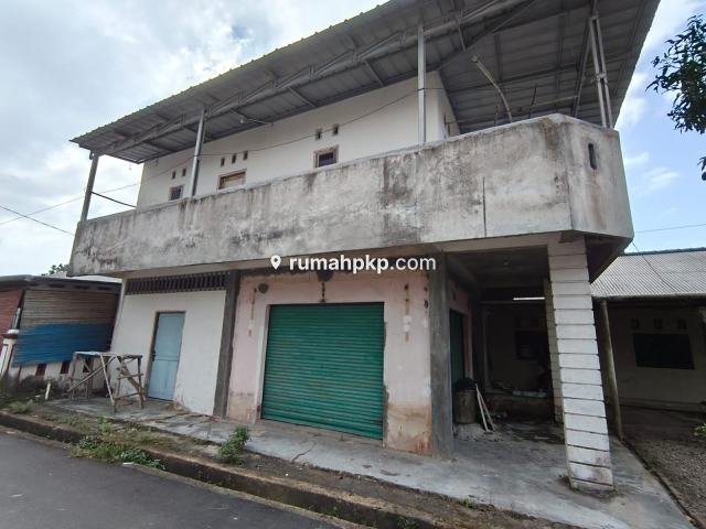 Rumah 3 KT di Parit Lalang — Bangunan 227 m², Siap Huni — foto 6