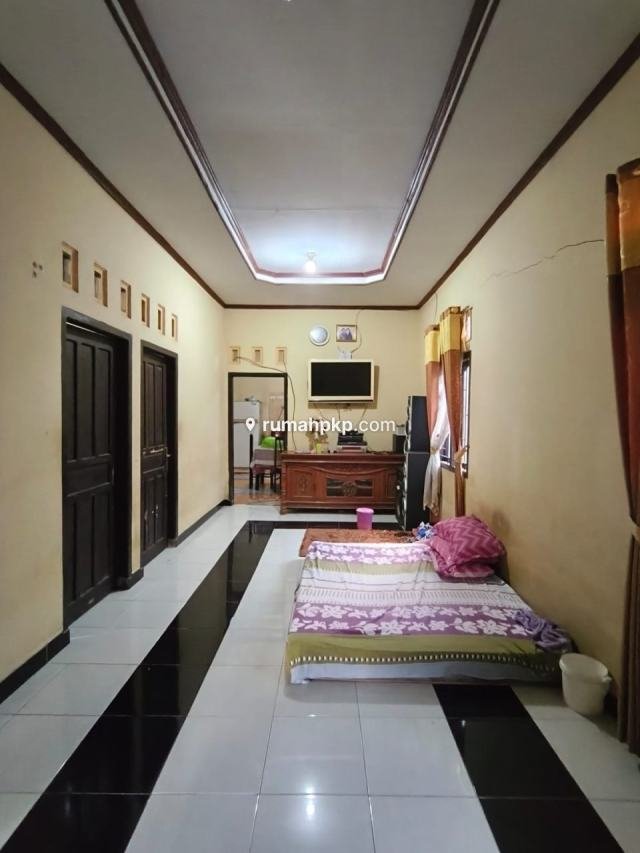 Rumah 3 KT di Parit Lalang — Bangunan 227 m², Siap Huni — foto 7