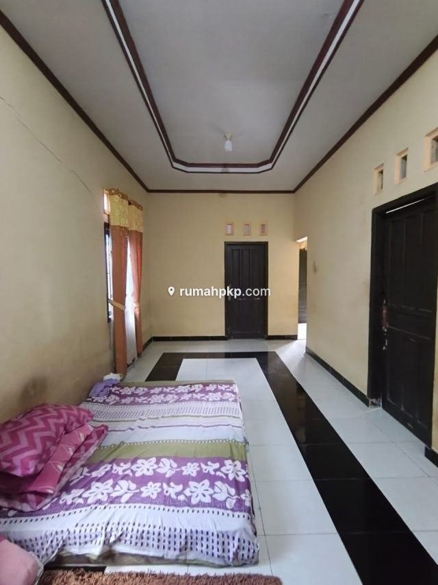 Rumah 3 KT di Parit Lalang — Bangunan 227 m², Siap Huni — foto 8