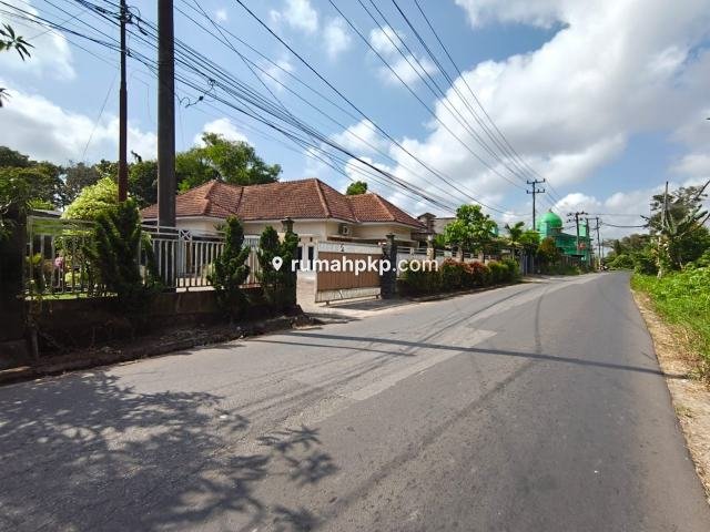 Rumah 4 KT di Selindung — Tanah 651 m², Dekat Bes Cinema — foto 3